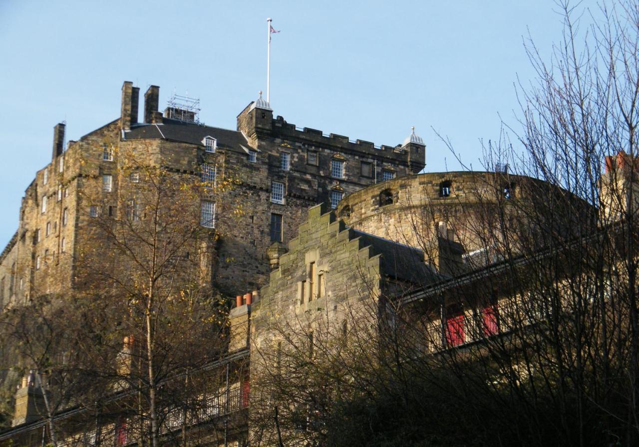 Апартаменты Castle Wynd Old Town Эдинбург Экстерьер фото